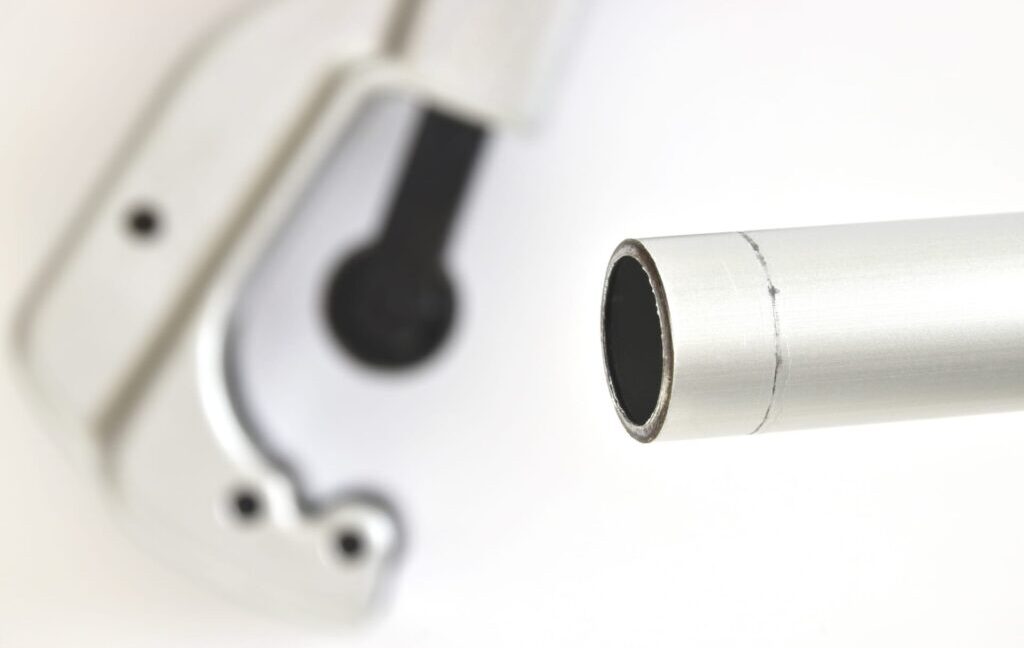 パイプカットは後悔する？メリットとデメリットを含めて詳しく解説！