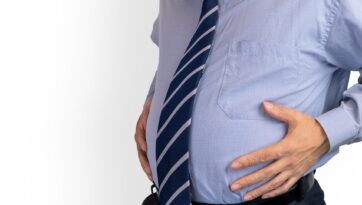 肥満男性に包茎が多いのは本当？肥満型包茎の原因と改善方法